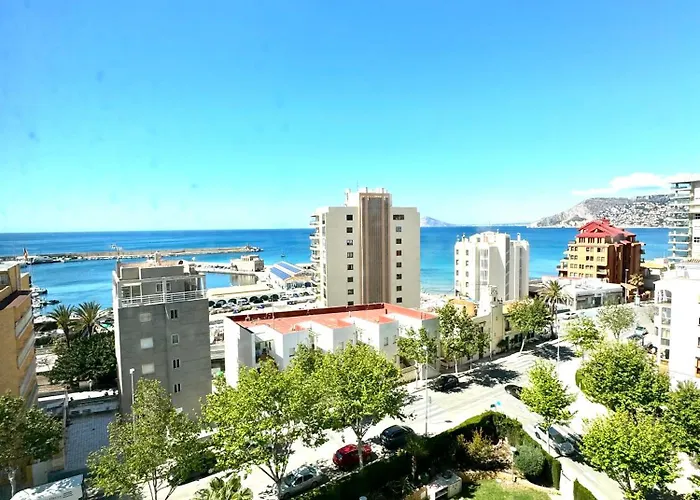 шикарный вид! Appartement Calp